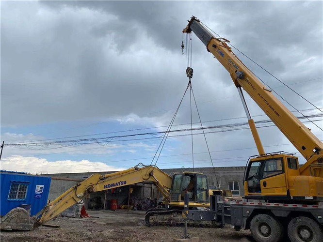 赣榆区25吨吊车的工作半径是多少？